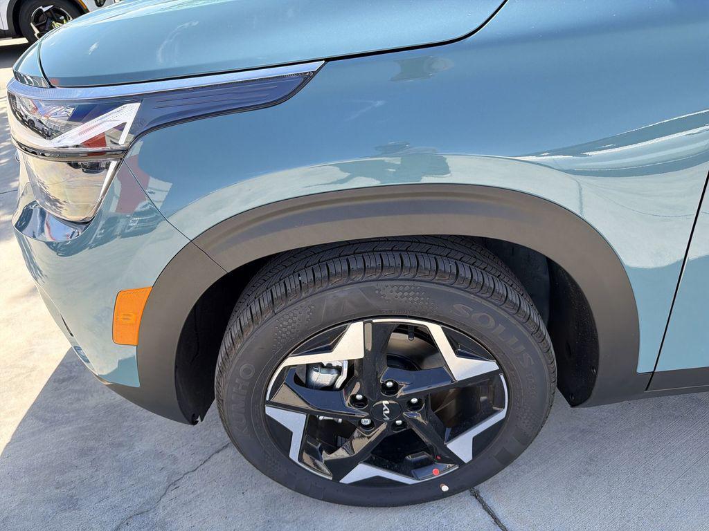 new 2026 Kia Seltos car, priced at $25,599