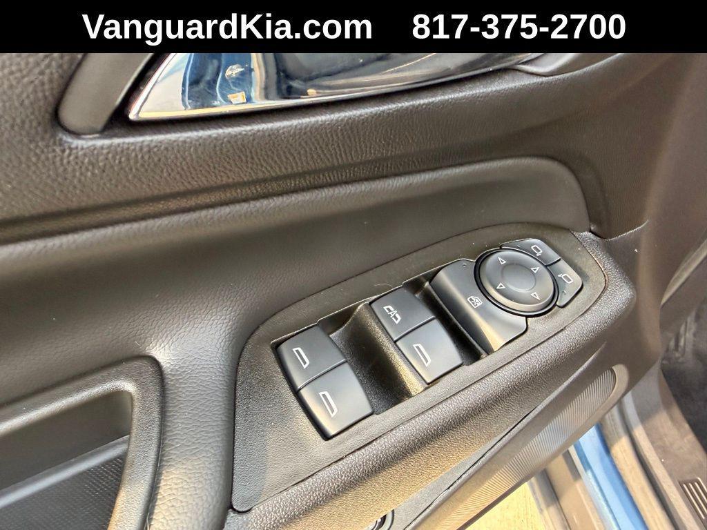 used 2024 Chevrolet Equinox car, priced at $19,050