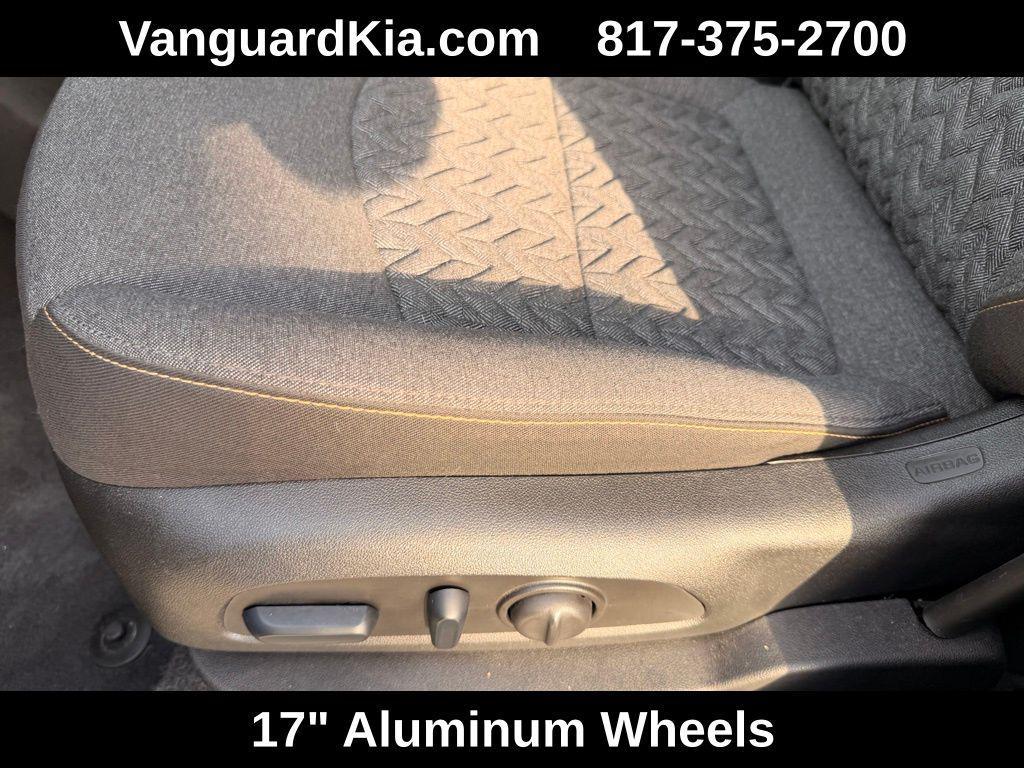 used 2024 Chevrolet Equinox car, priced at $19,050