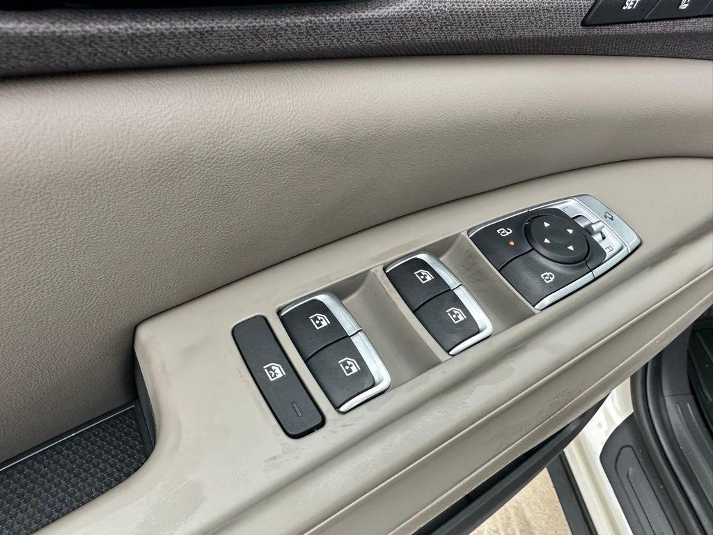 new 2026 Kia Carnival Hybrid car, priced at $42,362