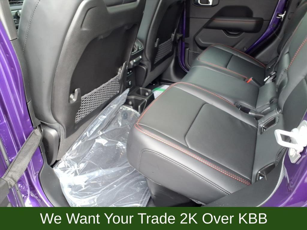 new 2026 Jeep Gladiator car, priced at $57,614