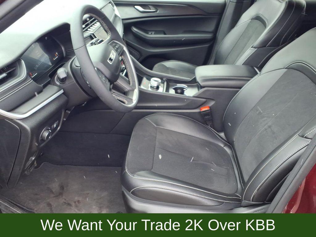 used 2024 Jeep Grand Cherokee L car, priced at $40,591