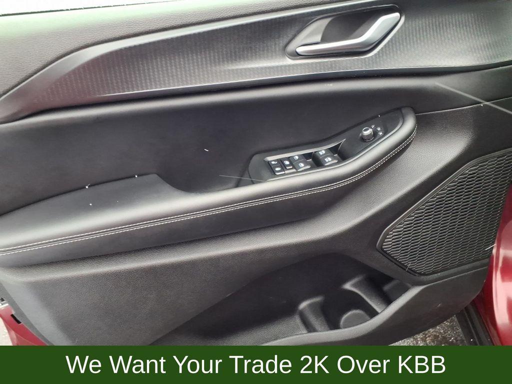 used 2024 Jeep Grand Cherokee L car, priced at $41,796