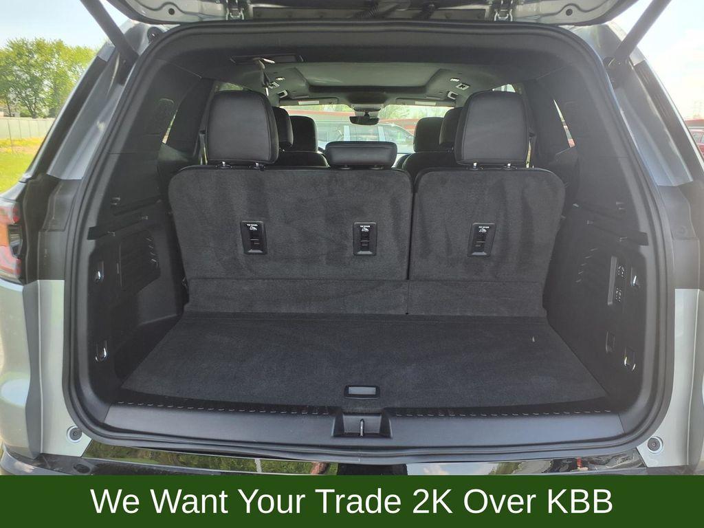 used 2024 GMC Acadia car, priced at $55,054