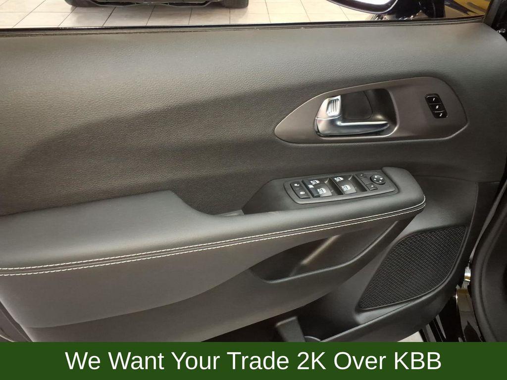 new 2026 Chrysler Pacifica car, priced at $46,900