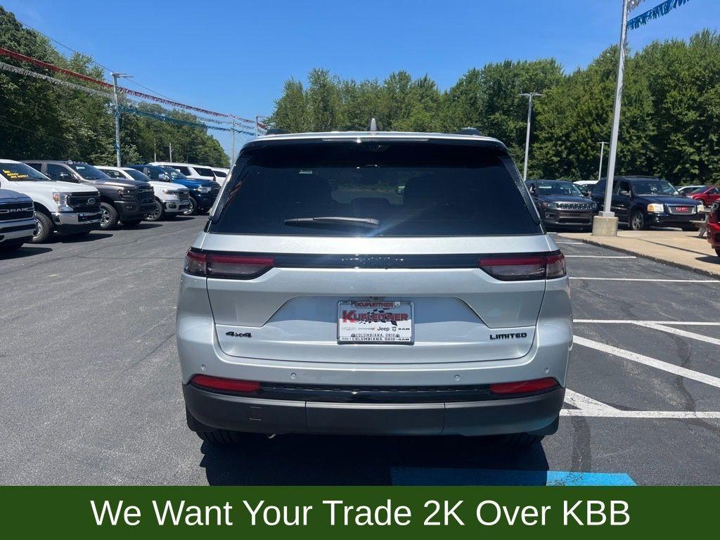 new 2025 Jeep Grand Cherokee car, priced at $47,900