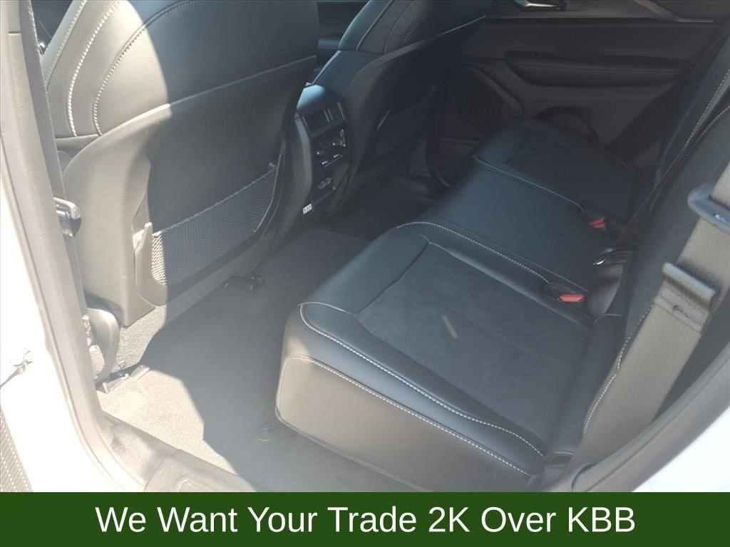 new 2025 Jeep Grand Cherokee car, priced at $36,404