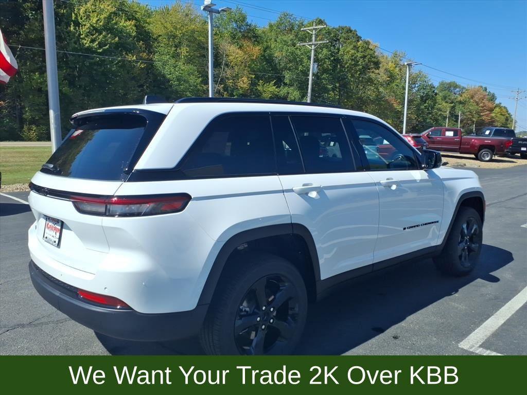 new 2025 Jeep Grand Cherokee car, priced at $36,404