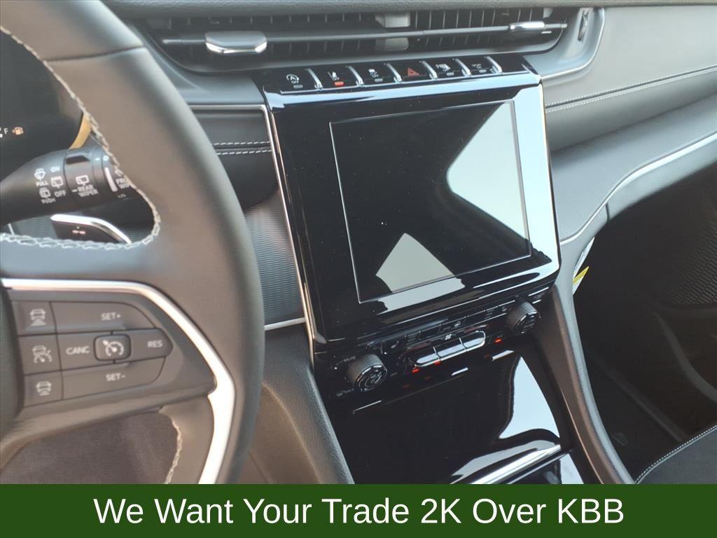 new 2025 Jeep Grand Cherokee car, priced at $36,404