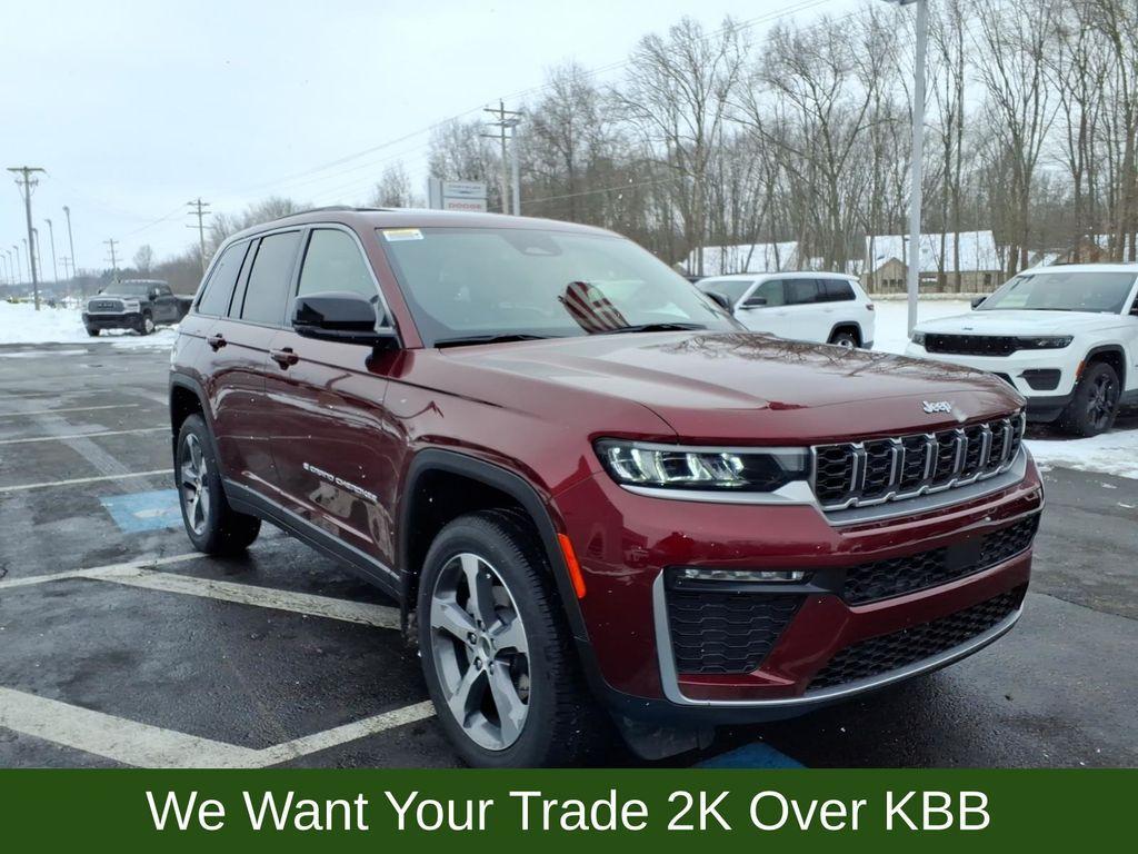 new 2026 Jeep Grand Cherokee car, priced at $46,900