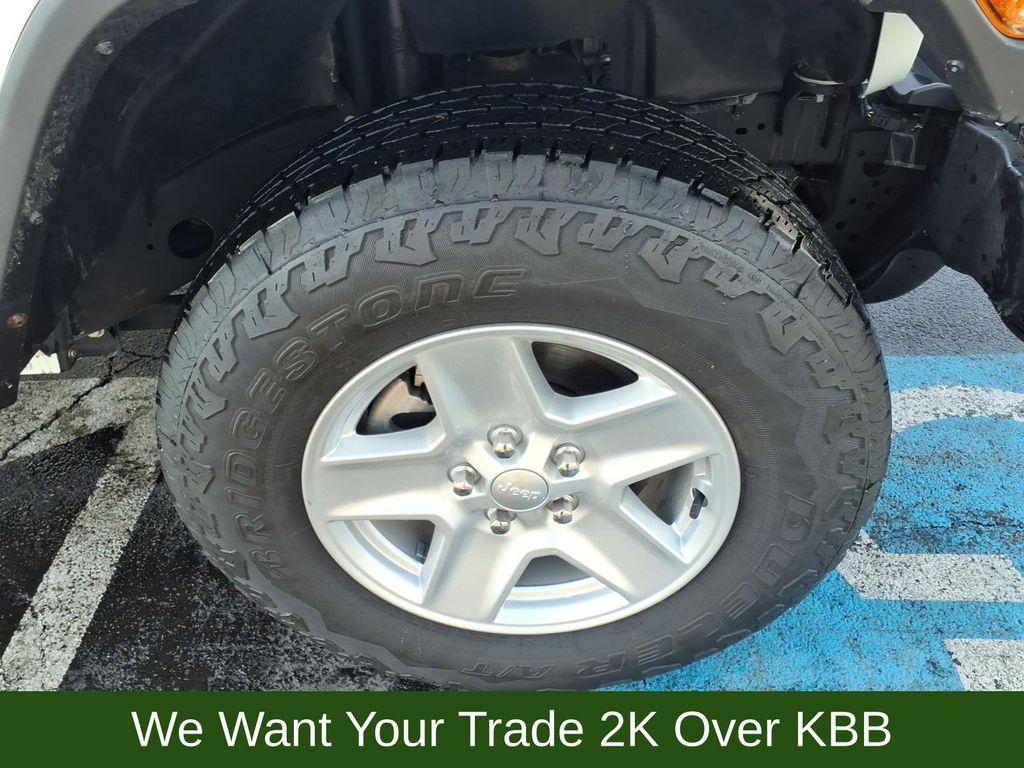 used 2022 Jeep Gladiator car, priced at $33,271