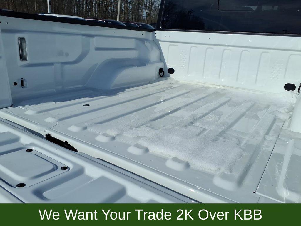 used 2022 Jeep Gladiator car, priced at $33,271