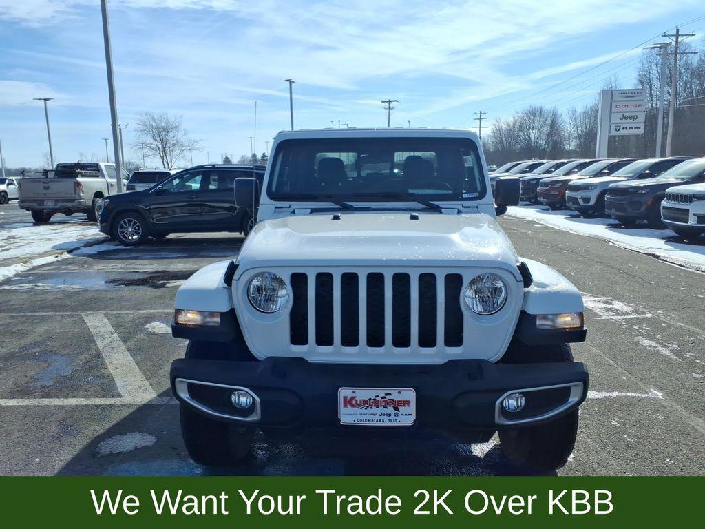 used 2022 Jeep Gladiator car, priced at $33,271