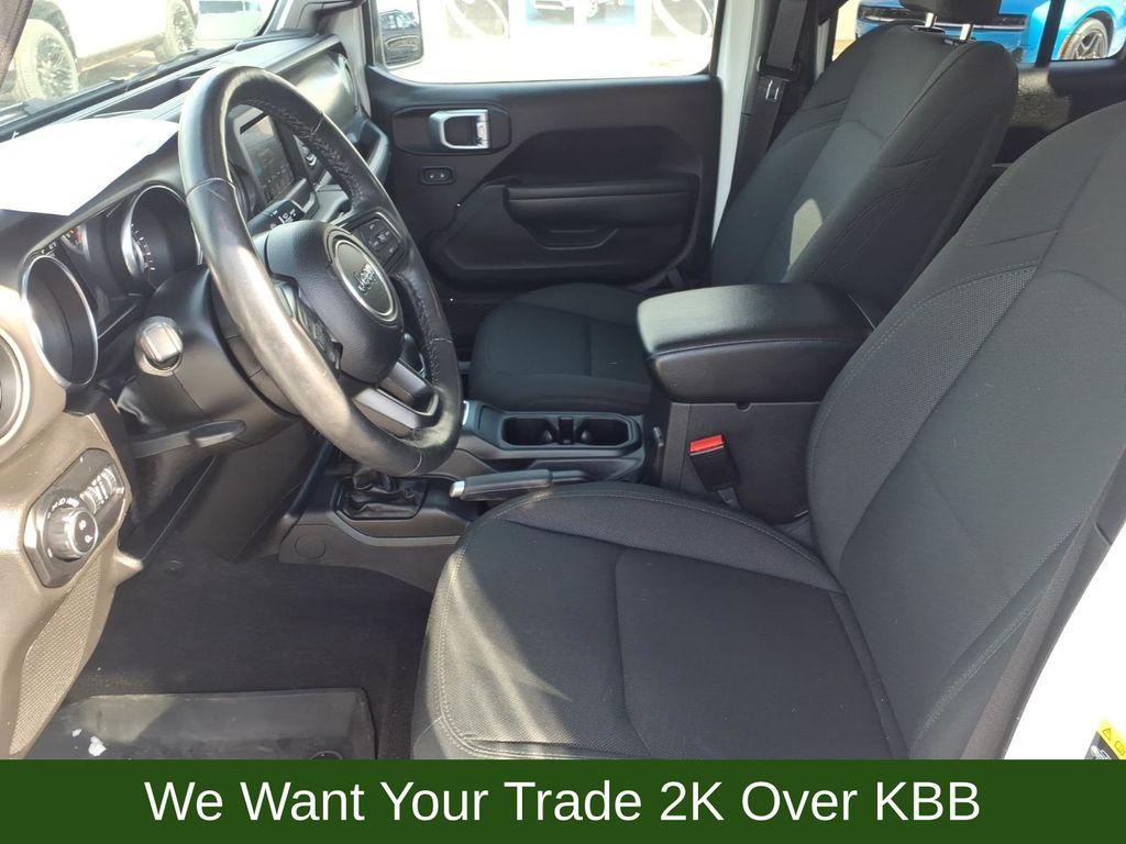 used 2022 Jeep Gladiator car, priced at $33,271