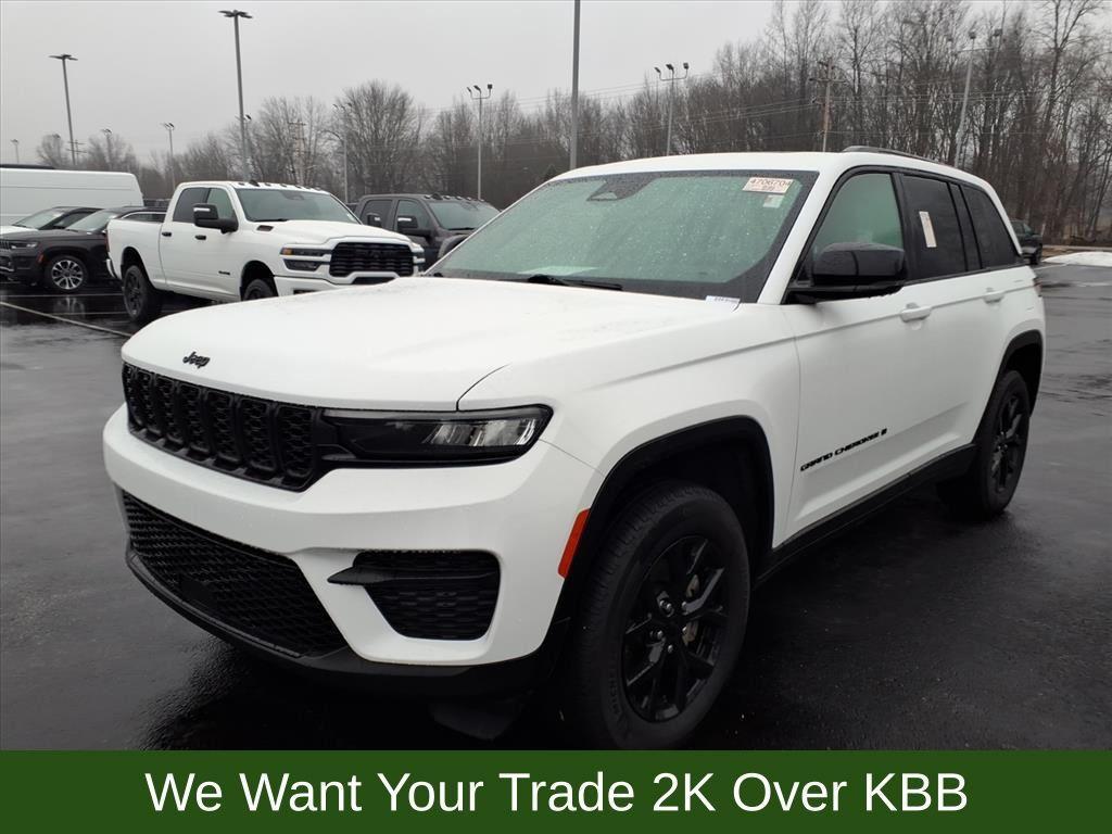 used 2024 Jeep Grand Cherokee car, priced at $33,885
