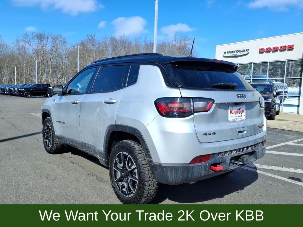 used 2025 Jeep Compass car, priced at $28,589