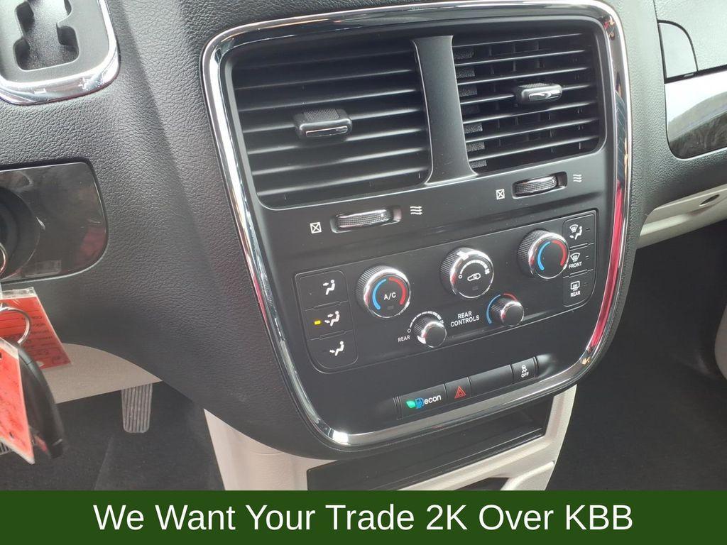 used 2018 Dodge Grand Caravan car, priced at $25,900
