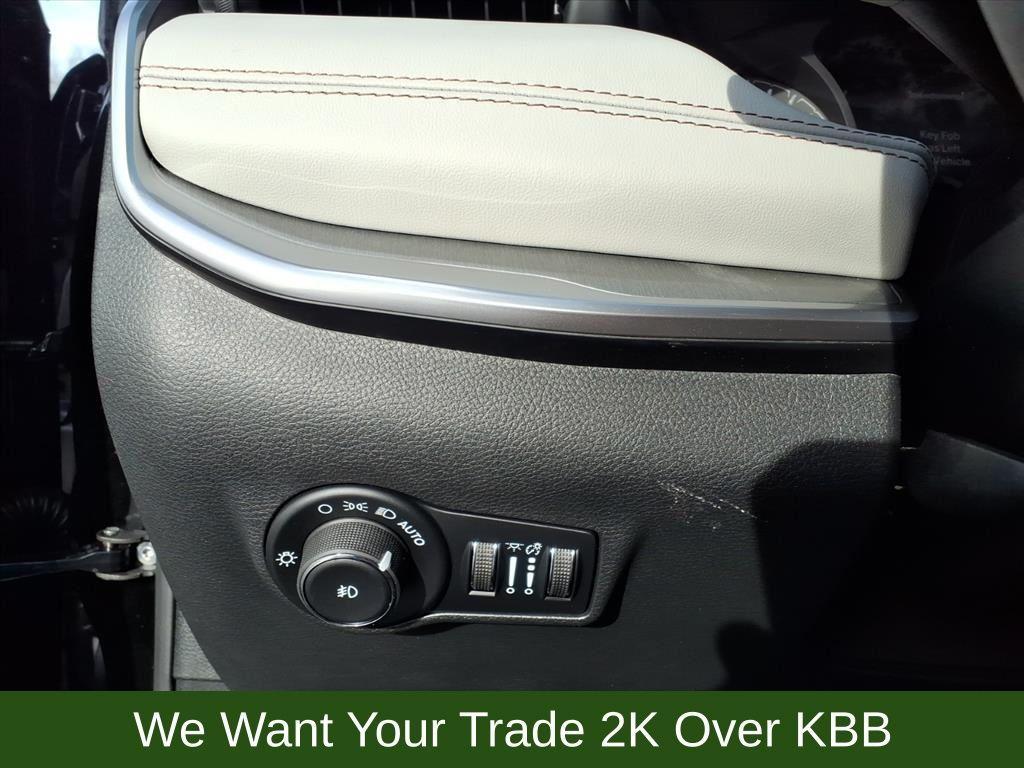 new 2026 Jeep Compass car, priced at $33,363