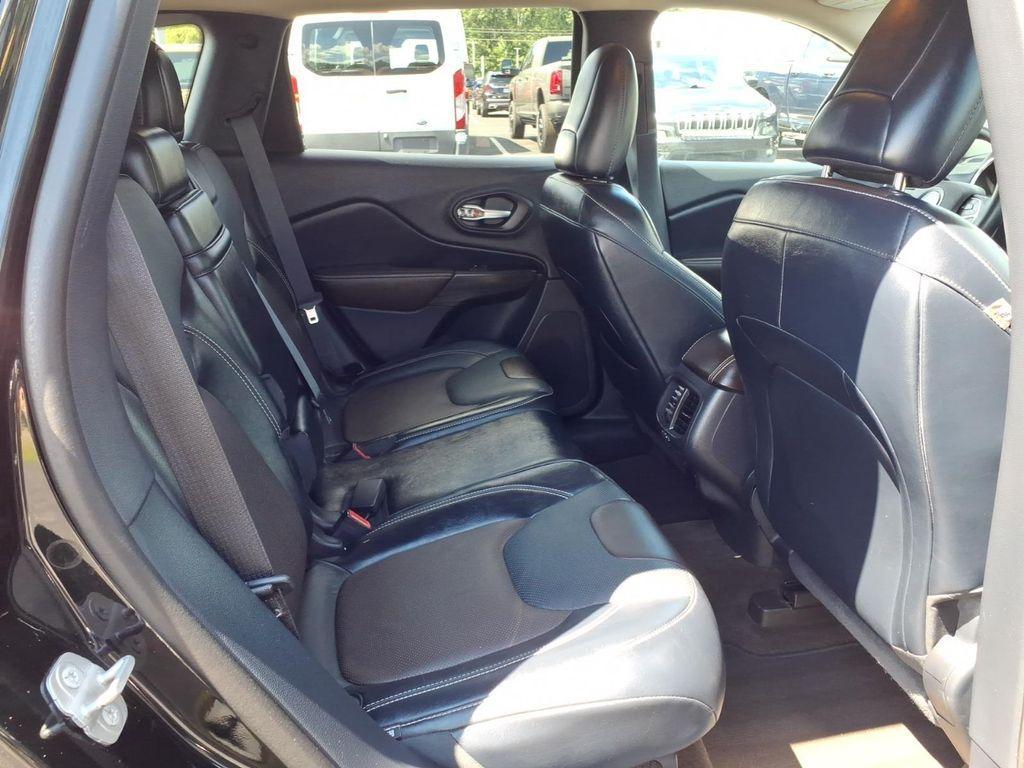 used 2014 Jeep Cherokee car, priced at $9,222