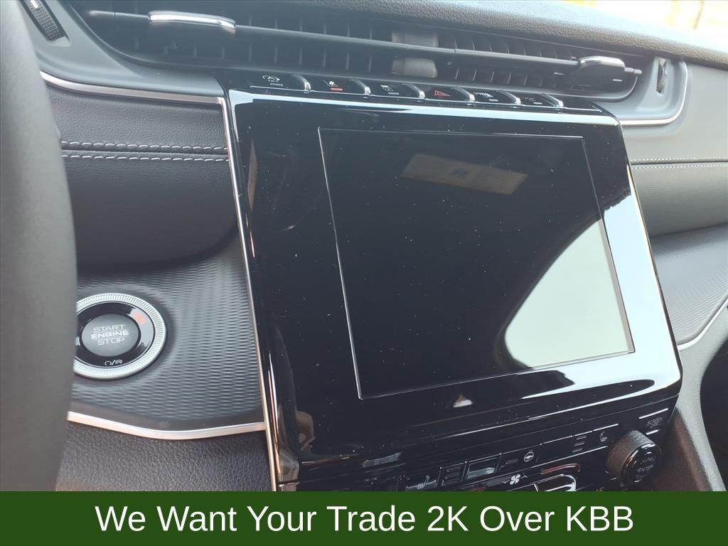 new 2025 Jeep Grand Cherokee car, priced at $36,922