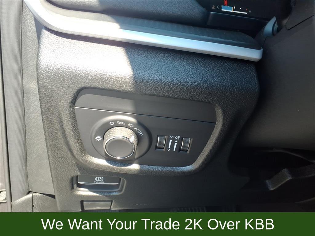 new 2025 Jeep Grand Cherokee car, priced at $36,922