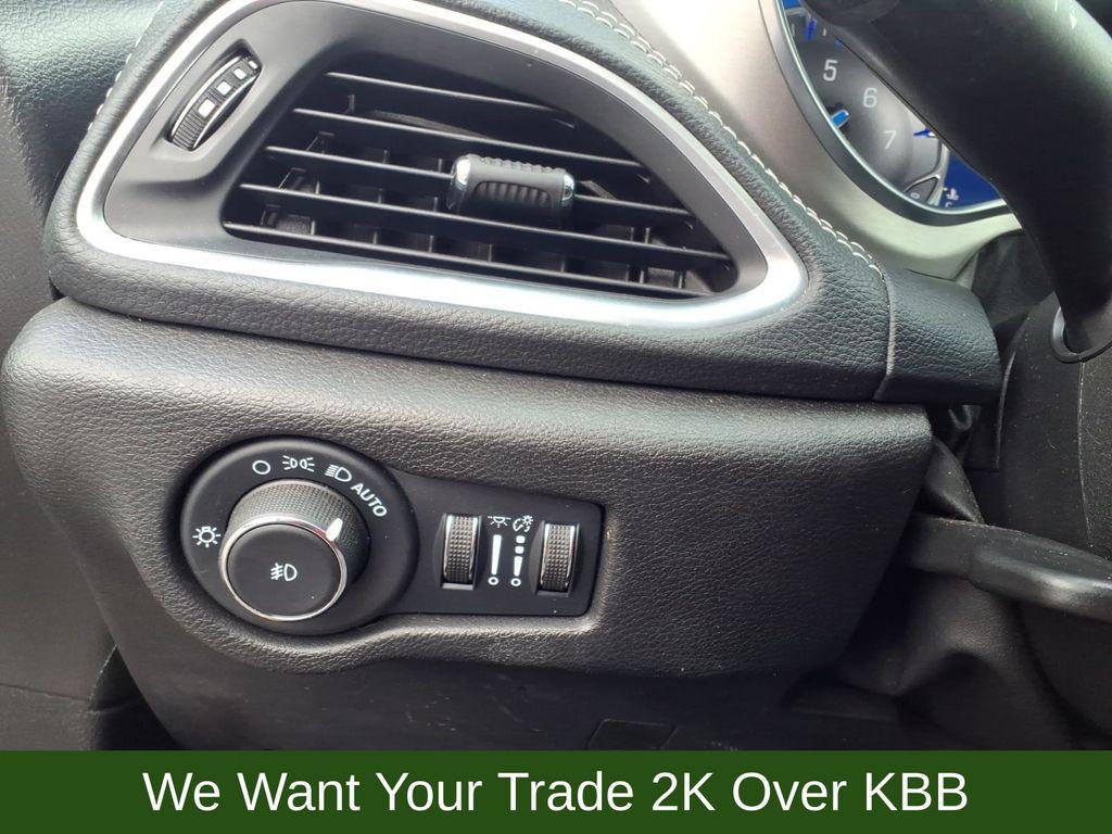 used 2022 Chrysler Pacifica car, priced at $25,900