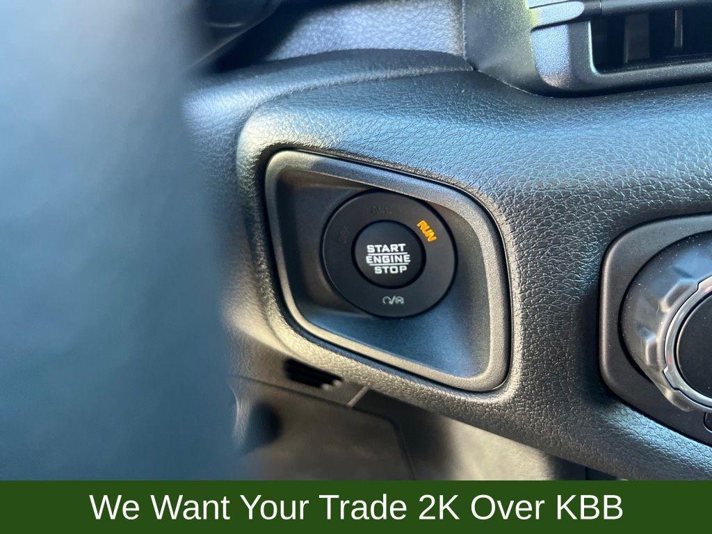 new 2025 Jeep Gladiator car, priced at $42,890