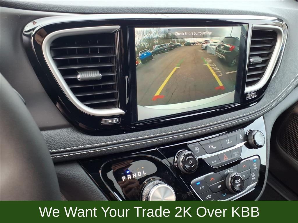 new 2026 Chrysler Pacifica car, priced at $47,889