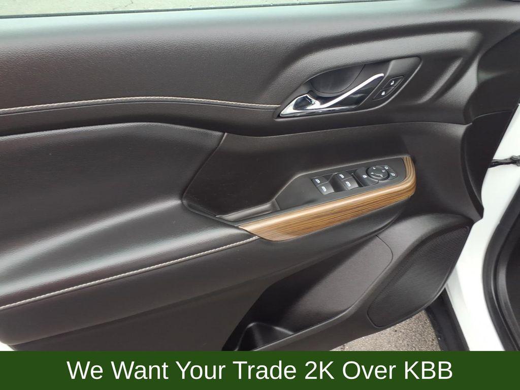 used 2023 GMC Acadia car, priced at $34,076