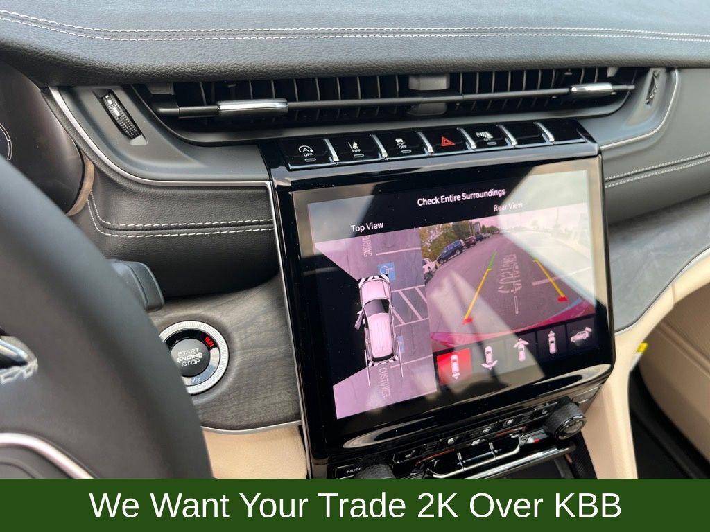 new 2025 Jeep Grand Cherokee car, priced at $48,514