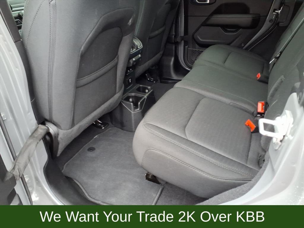 used 2021 Jeep Wrangler Unlimited car, priced at $35,314