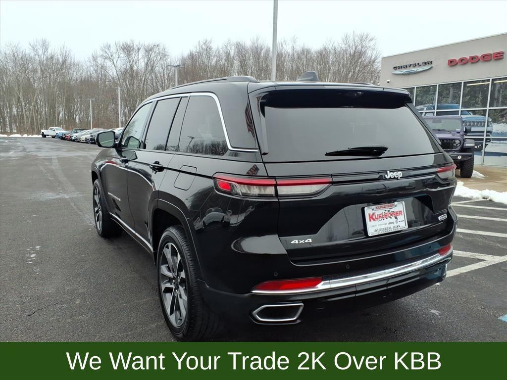 used 2025 Jeep Grand Cherokee car, priced at $49,497