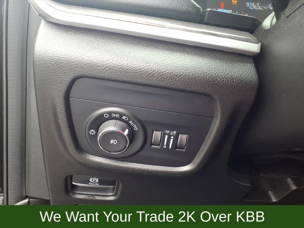 used 2022 Jeep Grand Cherokee L car, priced at $30,771