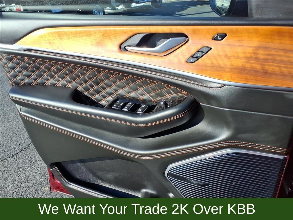 used 2024 Jeep Grand Cherokee car, priced at $54,453