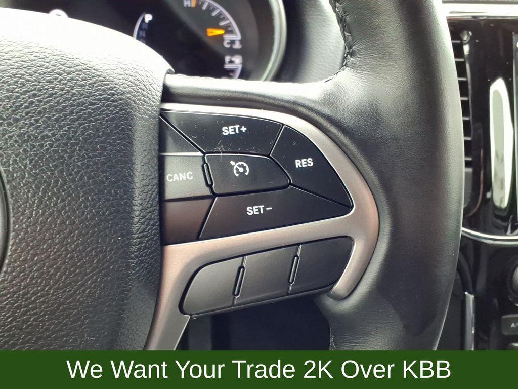 used 2020 Jeep Grand Cherokee car, priced at $25,274
