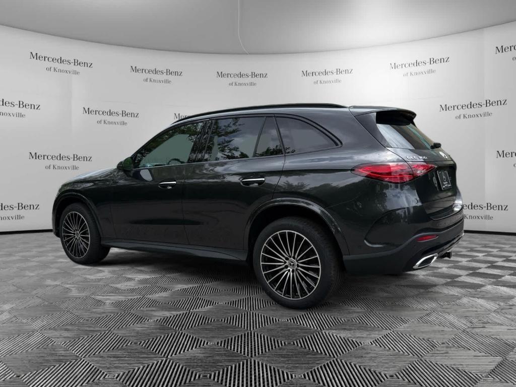 new 2025 Mercedes-Benz GLC 300 car, priced at $63,195