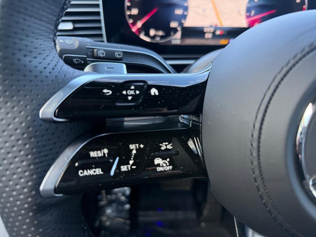 new 2025 Mercedes-Benz GLS 580 car, priced at $116,765