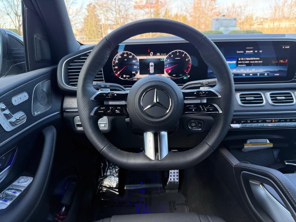 new 2025 Mercedes-Benz GLS 580 car, priced at $116,765