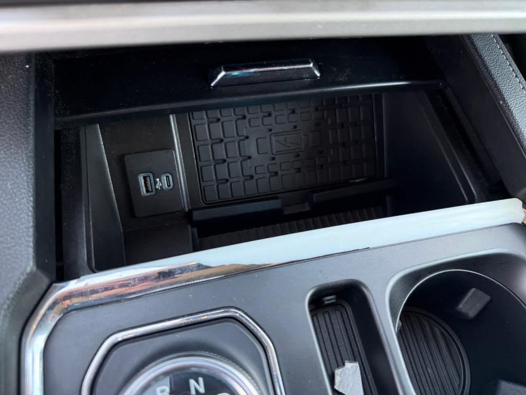 used 2022 Ford Expedition car, priced at $35,995