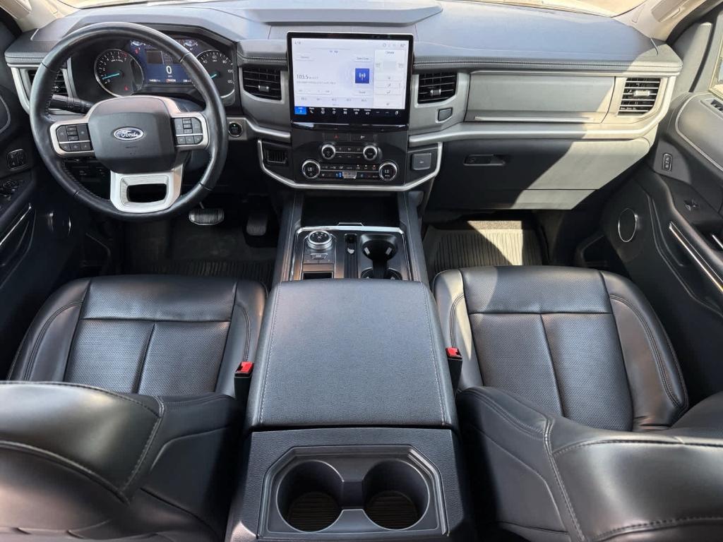 used 2022 Ford Expedition car, priced at $35,995