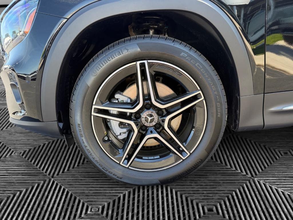 new 2026 Mercedes-Benz GLB 250 car, priced at $52,345