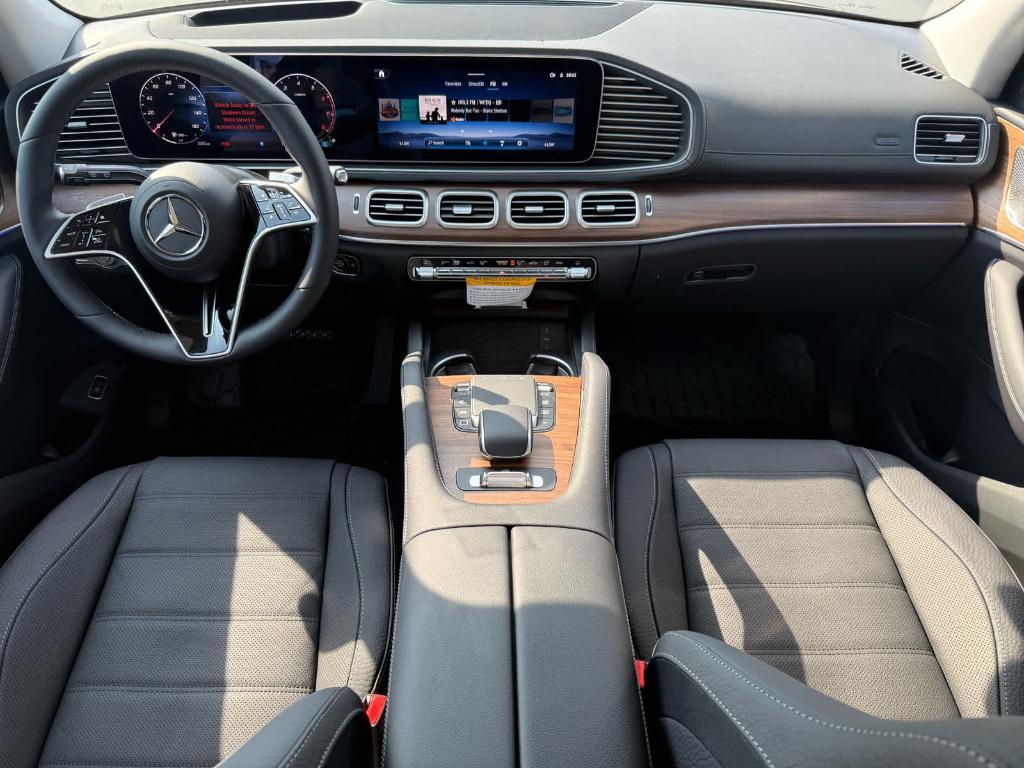 new 2026 Mercedes-Benz GLS 450 car, priced at $101,405