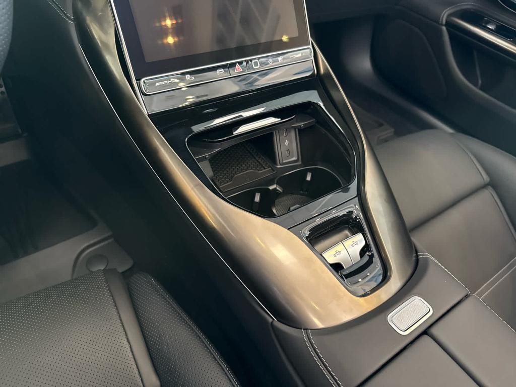 new 2026 Mercedes-Benz AMG SL 55 car, priced at $152,650