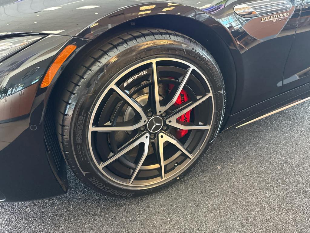 new 2026 Mercedes-Benz AMG SL 55 car, priced at $152,650