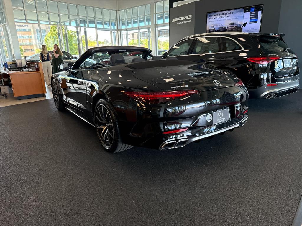 new 2026 Mercedes-Benz AMG SL 55 car, priced at $152,650