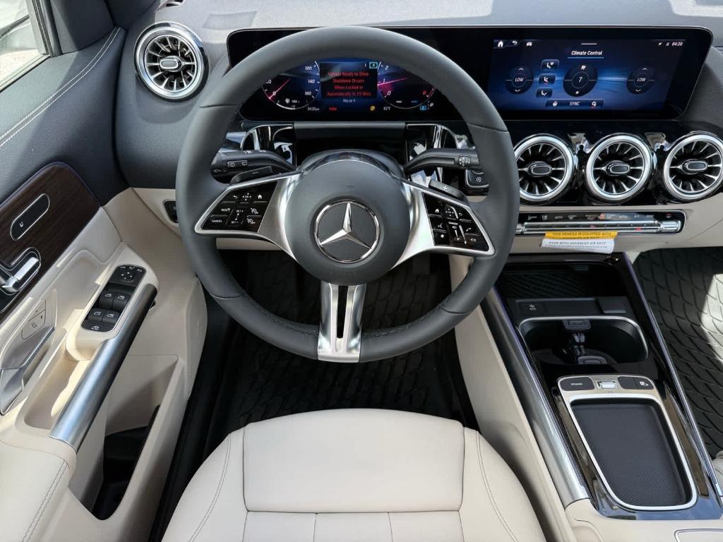 new 2026 Mercedes-Benz GLA 250 car, priced at $49,915