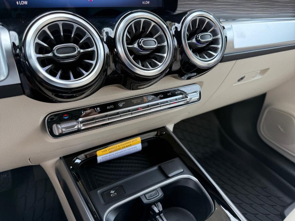 new 2026 Mercedes-Benz GLB 250 car, priced at $52,345