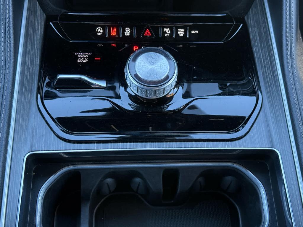 used 2023 Jeep Wagoneer L car, priced at $33,944