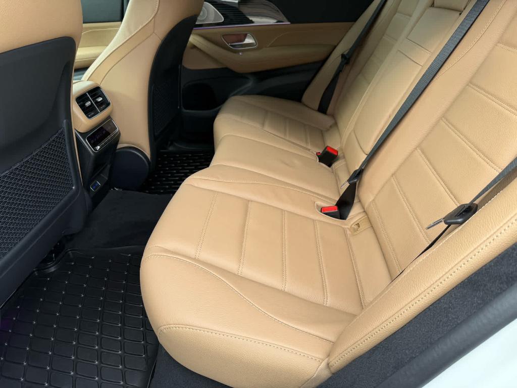 new 2026 Mercedes-Benz GLE 450 car, priced at $86,235