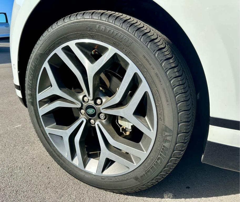 used 2020 Land Rover Range Rover Velar car, priced at $26,550